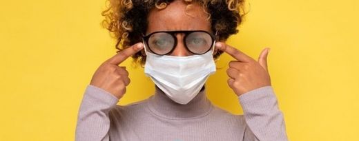 ¿Cómo evitar que las gafas se empañen al llevar mascarilla?