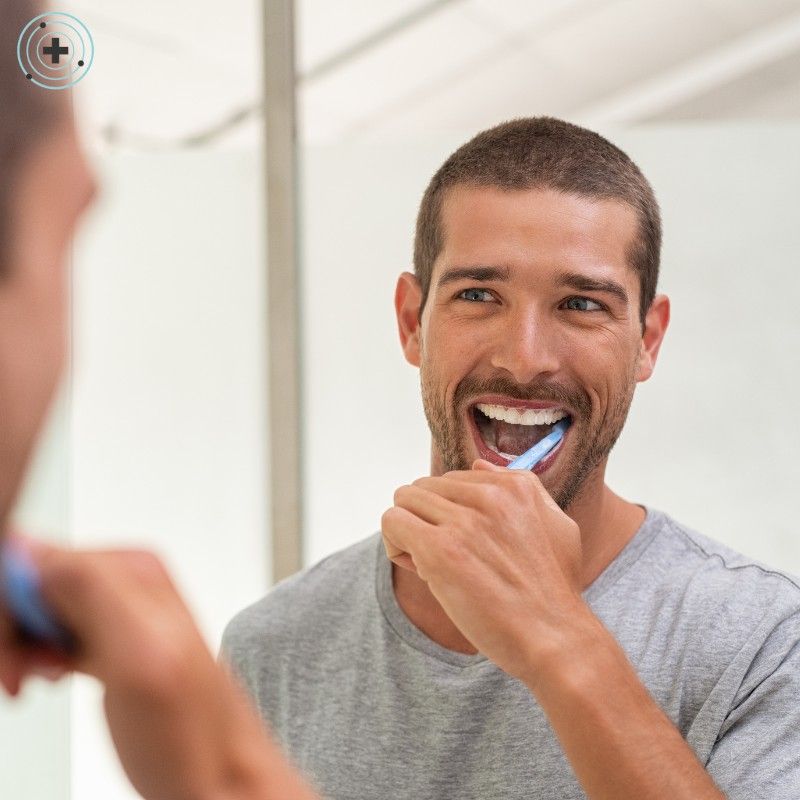 1. Cepíllate los dientes correctamente y con regularidad