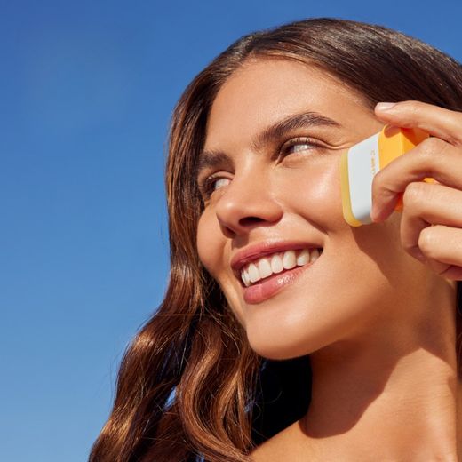 Pack Fusion Water Magic SPF 50 + Invisible Stick ISDIN