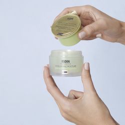 Isdin Isdinceutics Hyaluronic Moisture Oily 50gr